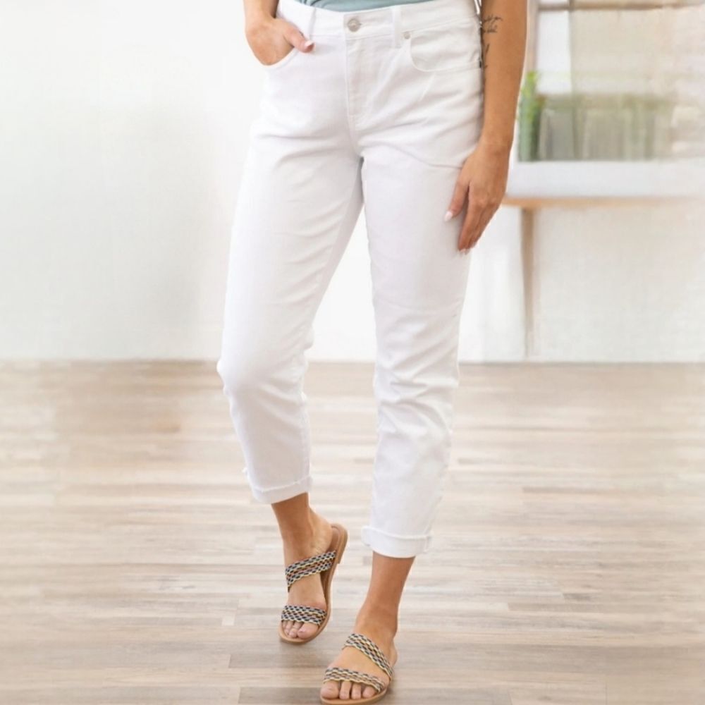 Sincerely Jules White Denim Fray Hem High Rise Mom Jeans